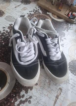 Кеди van's
