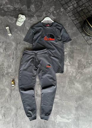 Косюм the north face штани футболка tnf
