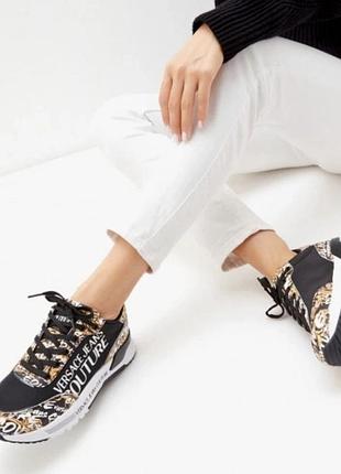 Жіночі кросівки versace jeans