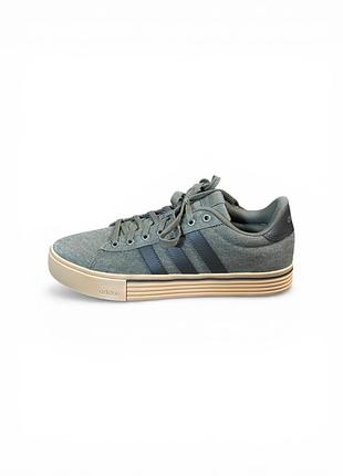 Кросівки adidas daily 4.0. розмір в наявності 43 1/3(27,5 см)