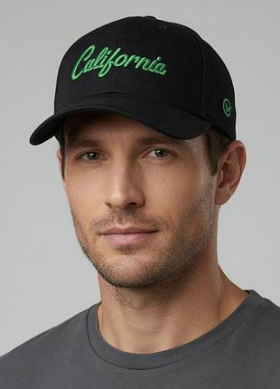 Стильная бейсболка california. зеленая вышивка