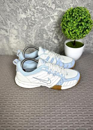 Nike кроссовки 40 размер женские для зала спортивные белые