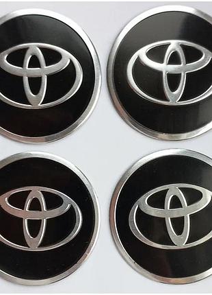 Наклейка емблема на колесный колпак или диск d 60 мм toyota черная (4шт)
