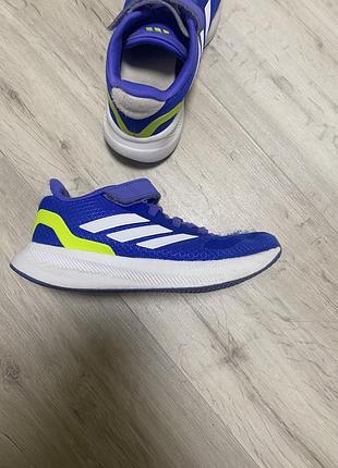 Дитячі кросівки adidas
