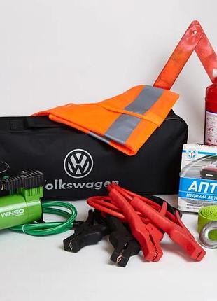 Набор автомобилиста универсальный volkswagen в багажник авто с 8 предметов