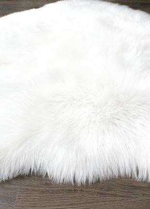 Красивый пушистый коврик шкурка овчина искусственная 90 х 60 см. меховой коврик1 фото