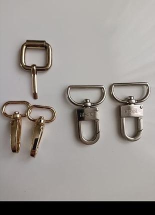 Крепеж для ременя сумки
