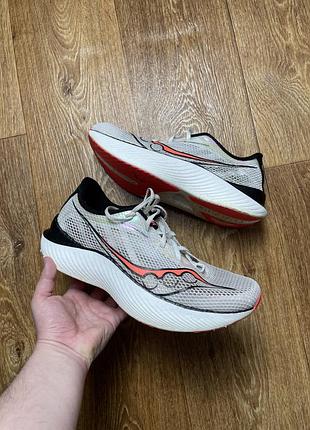 Кросівки saucony endorphin pro 3