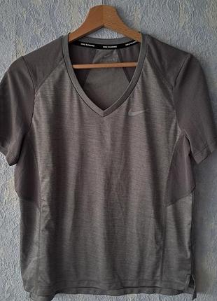 Женская термофутболка nike dry fit