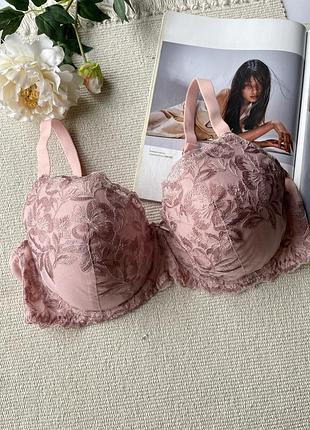 42dd / 95 dd 42e / 95e мереживний бюстгальтер на тонкому поролоні з вишивкою в нюдовому кольорі george
