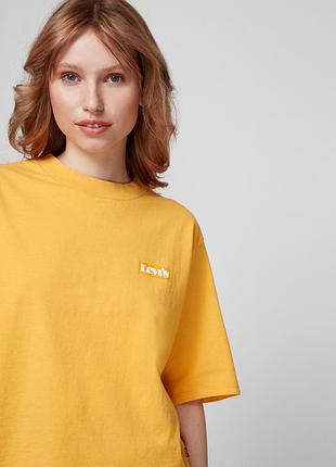 Levi’s оригінальна футболка  оверсайз вкорочена жовта гірчична топ