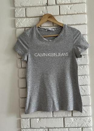 Футболка calvin klein