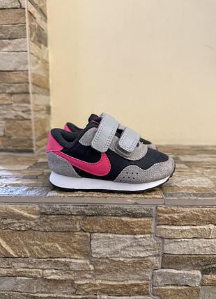 Кросівки дитячі nike на липучках