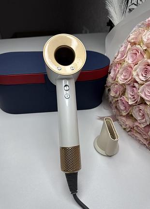 Фен super hair dryer бежевый с ионизацией и турборежимом с кейсом на 1 насадку