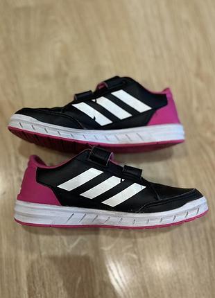 Кросівки adidas opигінал 34р