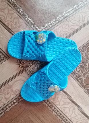 Детские шлепанцы