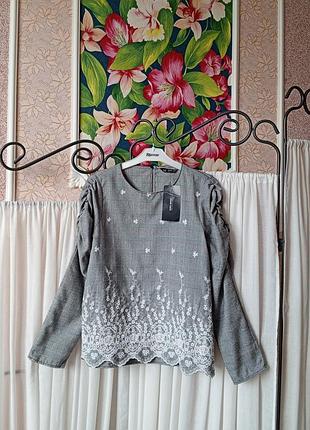 Красива сіра блуза з вишивкою zara basic collection.