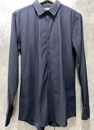 Рубашка zara размер m slim fit синего цвета приталенный крой