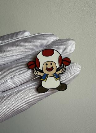Пін значок металевий тоад (toad) з маракасами super mario, значок персонаж nintendo гриб тоад