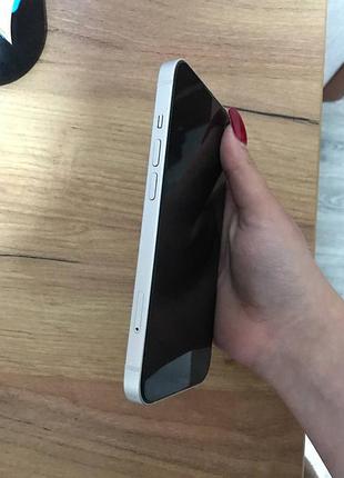 Iphone 13 білий б/у 4