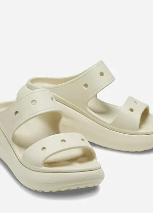 Женские босоножки на платформе crush sandal crocs