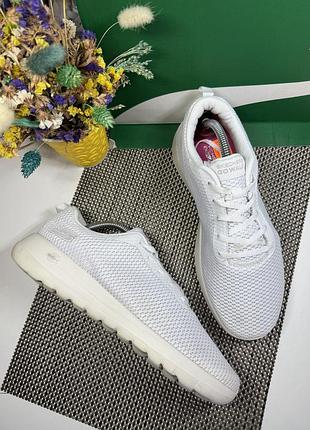 Оригінальні кросівки skechers
