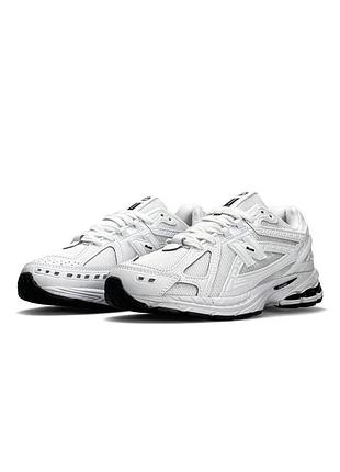 Жіночі кросівки new balance 1906r white black