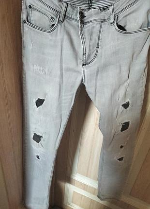 Продам джинси slim
