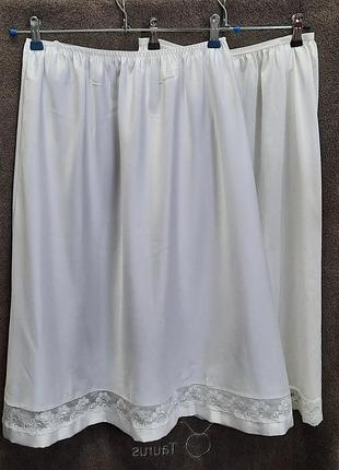 Подъюбник (комбинация) белого и молочного цвета, разм. 52/56, 56/60