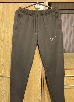 Спортивные штаны nike dri-fit.оригинал.