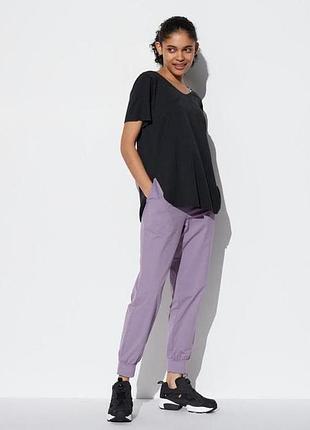 Ультраэластичные джоггеры airism uniqlo