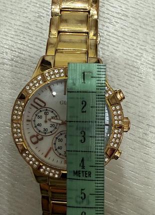 Годинник колір золото жіночий guess оригінал в ідеальному стані 4