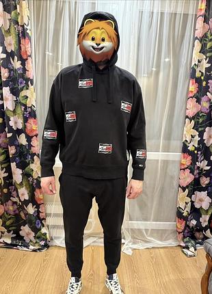 Продам чоловічий костюм tommy jeans оригінал