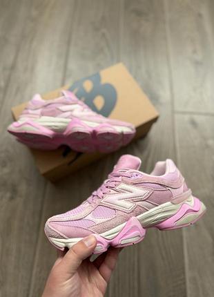 Жіночі кросівки new balance 9060 pink overdye