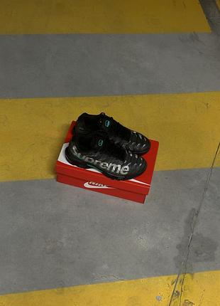 Nike air max tn x supreme black galactic jade