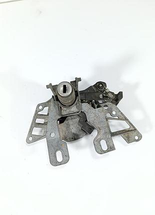 Замок багажника vw 3b0827297 фольксваген пассат b5