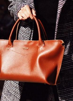 Женская кожаная сумка midi, разные кольору