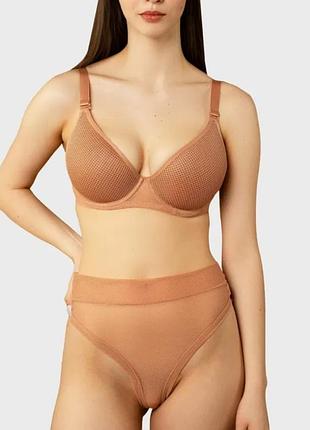 Бежевый женский бюстгальтер
brabrabra бюстгальтер brabrabra сеточка 80в бюстик мягкий