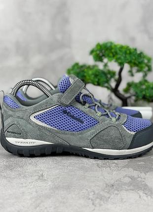 Columbia waterproof жіночі трекінгові кросівки оригінал , розмір 35