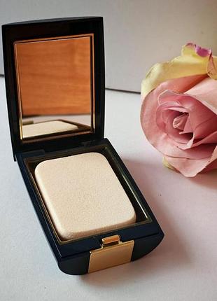Компактная пудра christian dior diorskin оттенок 200.