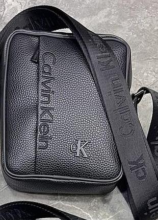 Сумка через плече чорна чоловіча calvin klein-слінг кельвін кляйн крос-боді