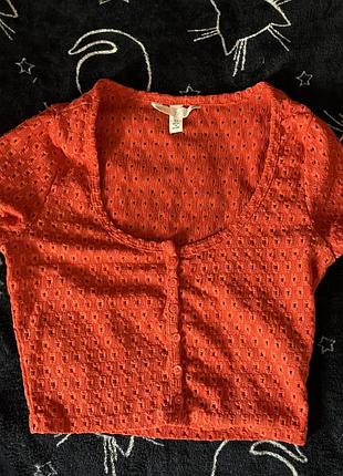 Яскравий топ h&m з гудзиками в стилі boho