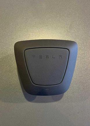 Подушка безпеки в руль (2024+) tesla model 3 1735351-c9-d