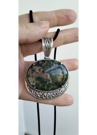 Массивный серебряный кулон с моховым агатом