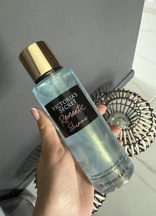 Парфумований спрей для тіла victoria`s secret romantic shimmer 250 мл