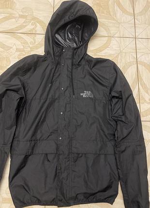Вітровка the north face