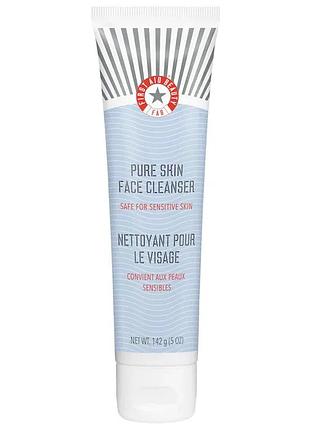 Очищающее средство для лица first aid beauty pure skin face cleanser gentle hydrating cleanser 150 мл