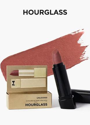 Помада матова hourglass unlocked soft matte lipstick foxglove 356, 1g
