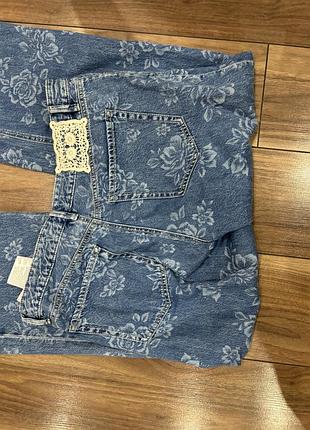 Джинси  жіночі , stradivarius. в користуванні були один раз . матеріал тягнеться.