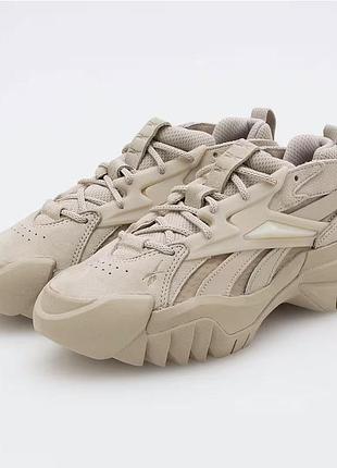 Кросівки шкіряні reebok women's x cardi b club c v2 в бежевому кольорі. розмір 38-38,5, кеди шкіра, нюдові, трендові, повсякденні, унісекс, чоловічі